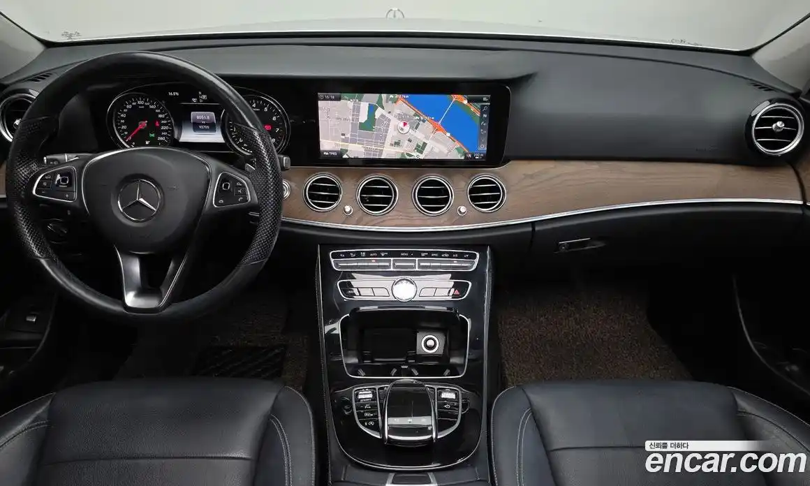 Mercedes-Benz E-Class 2018 2.0 гидро в Москве № 212216, фото 7