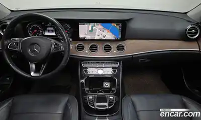 Mercedes-Benz E-Class 2018 2.0 гидро в Москве № 212216, миниатюра 7