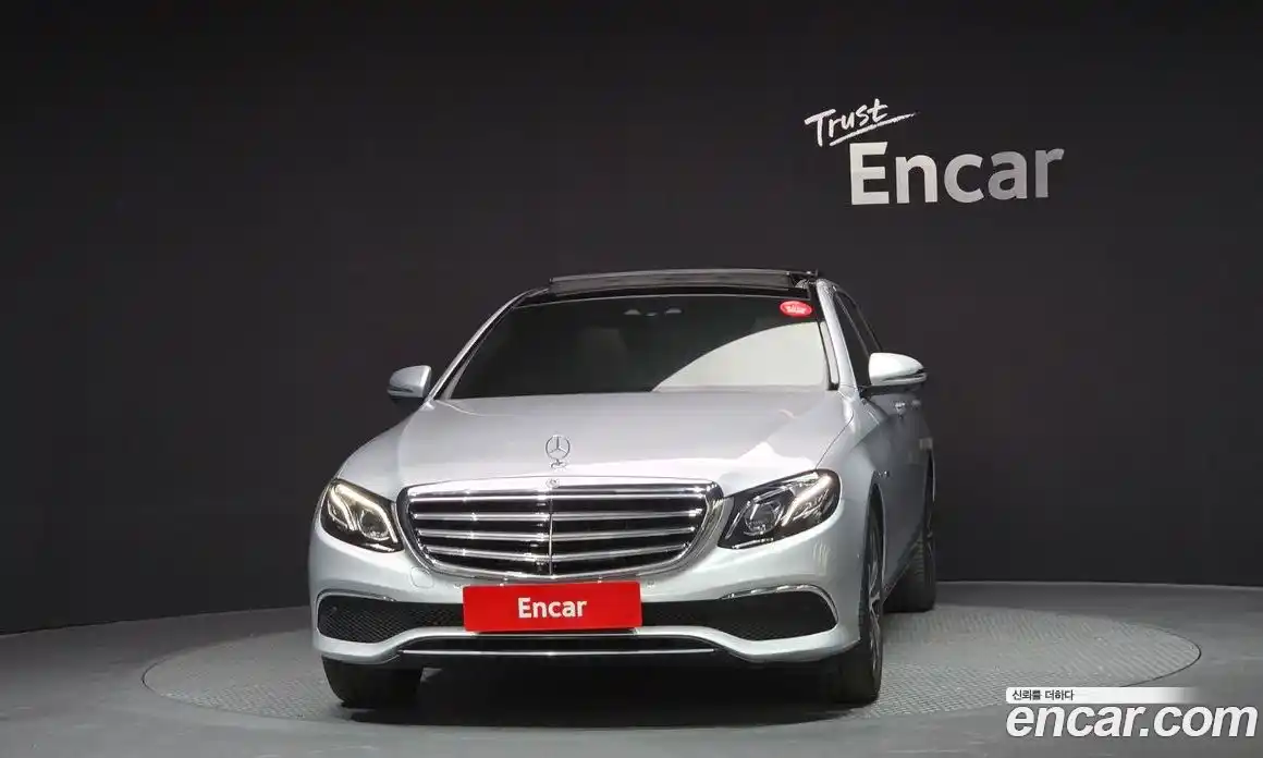 Mercedes-Benz E-Class 2019 2.0 гидро, фото 3