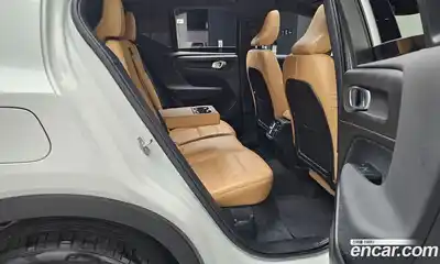 Volvo XC40 2021 2.0 гидро в Москве № 212875, миниатюра 12