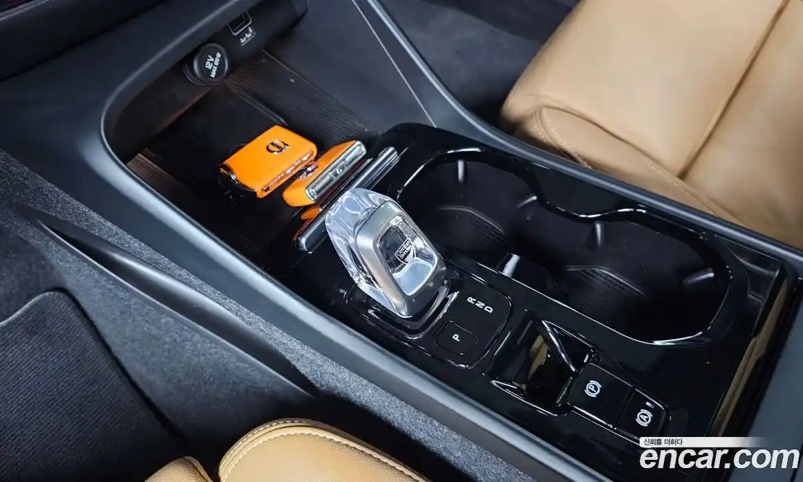 Volvo XC40 2021 2.0 гидро в Москве № 212875, фото 9