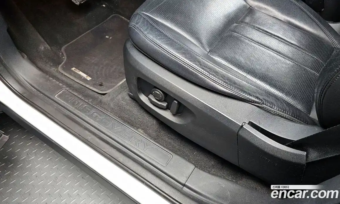 Land Rover Discovery Sport 2016 2.0 гидро в Москве № 213820, фото 17