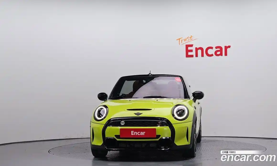 Mini Cooper Convertible 2022 2.0 гидро в Москве № 214145, фото 3