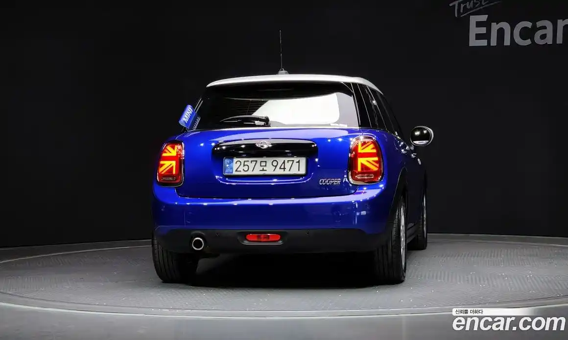 Mini Cooper 2020 1.5 гидро в Москве № 214241, фото 4