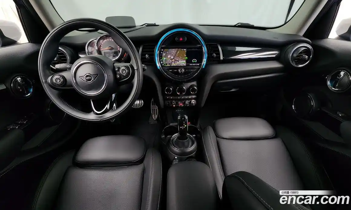 Mini Cooper 2020 1.5 гидро в Москве № 214241, фото 7