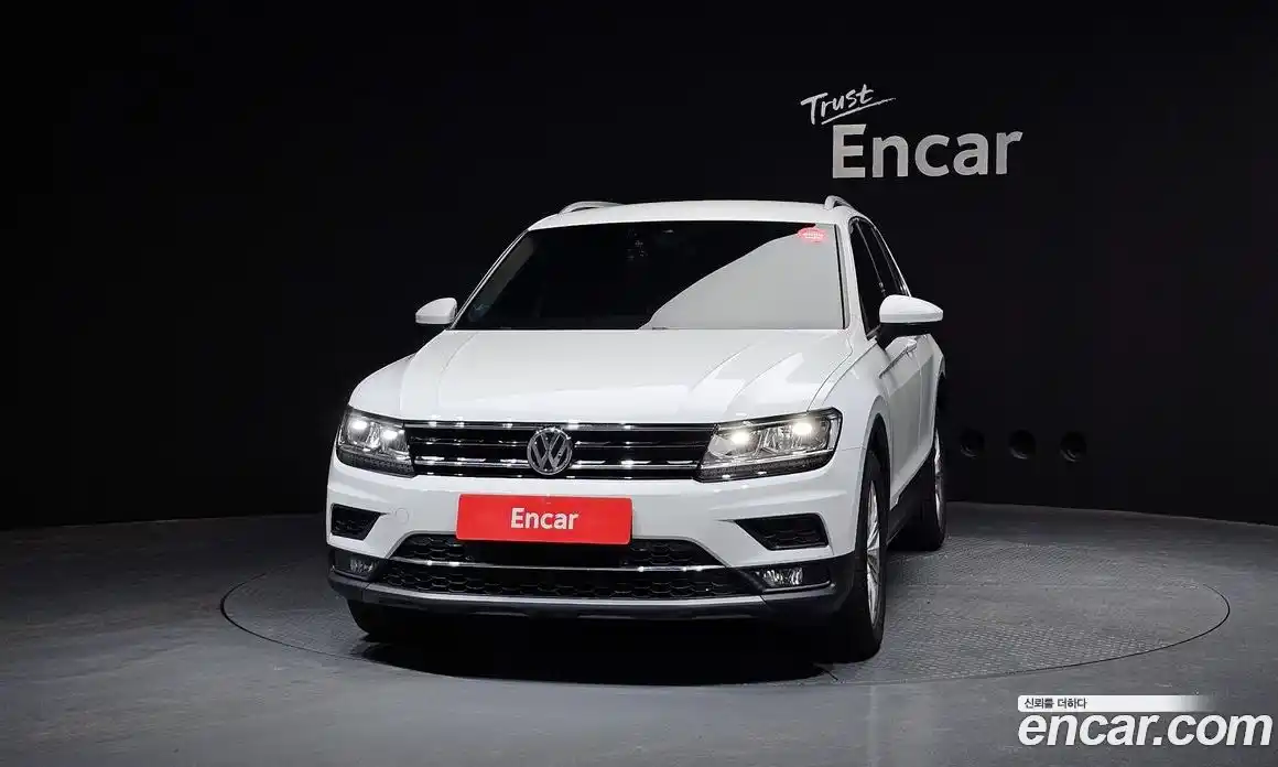 Volkswagen Tiguan 2020 2.0 гидро в Москве № 214929, фото 3