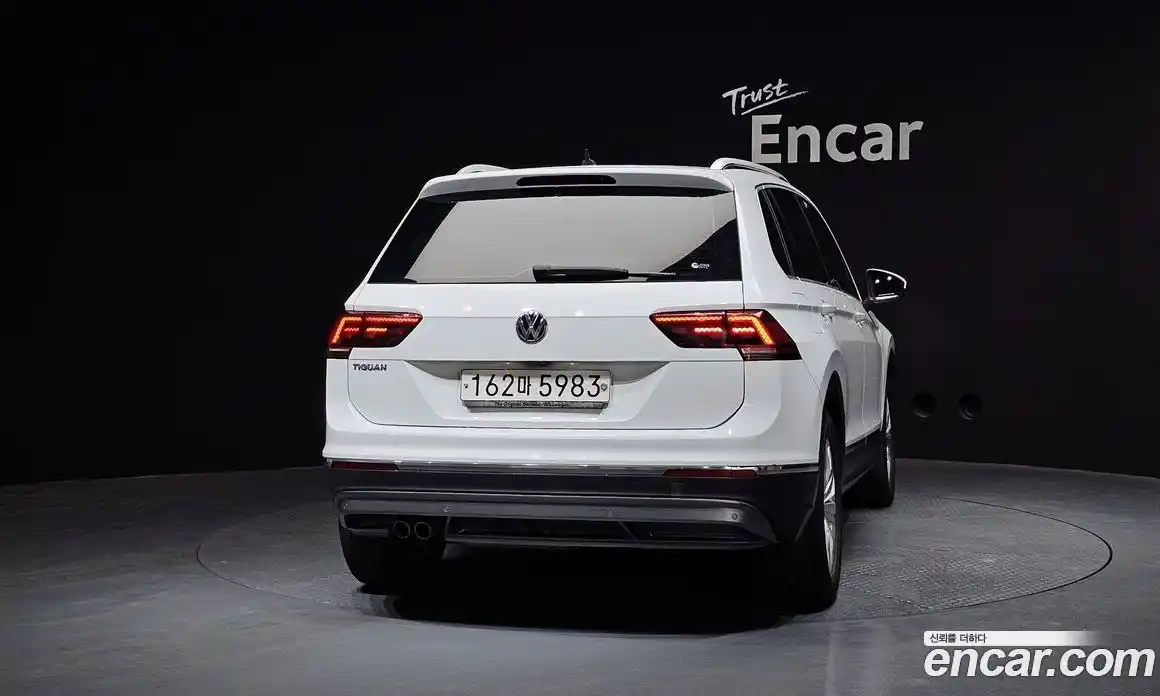 Volkswagen Tiguan 2020 2.0 гидро в Москве № 214929, фото 4
