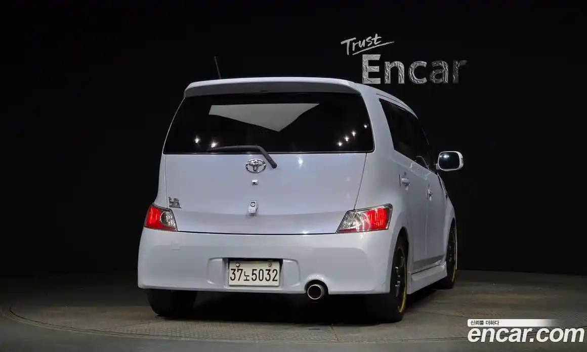 Toyota bB 2006 1.5 гидро в Москве № 215554, фото 4