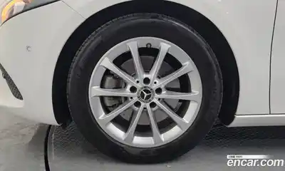 Mercedes-Benz A-Class 2020 2.0 гидро в Москве № 219931, миниатюра 5