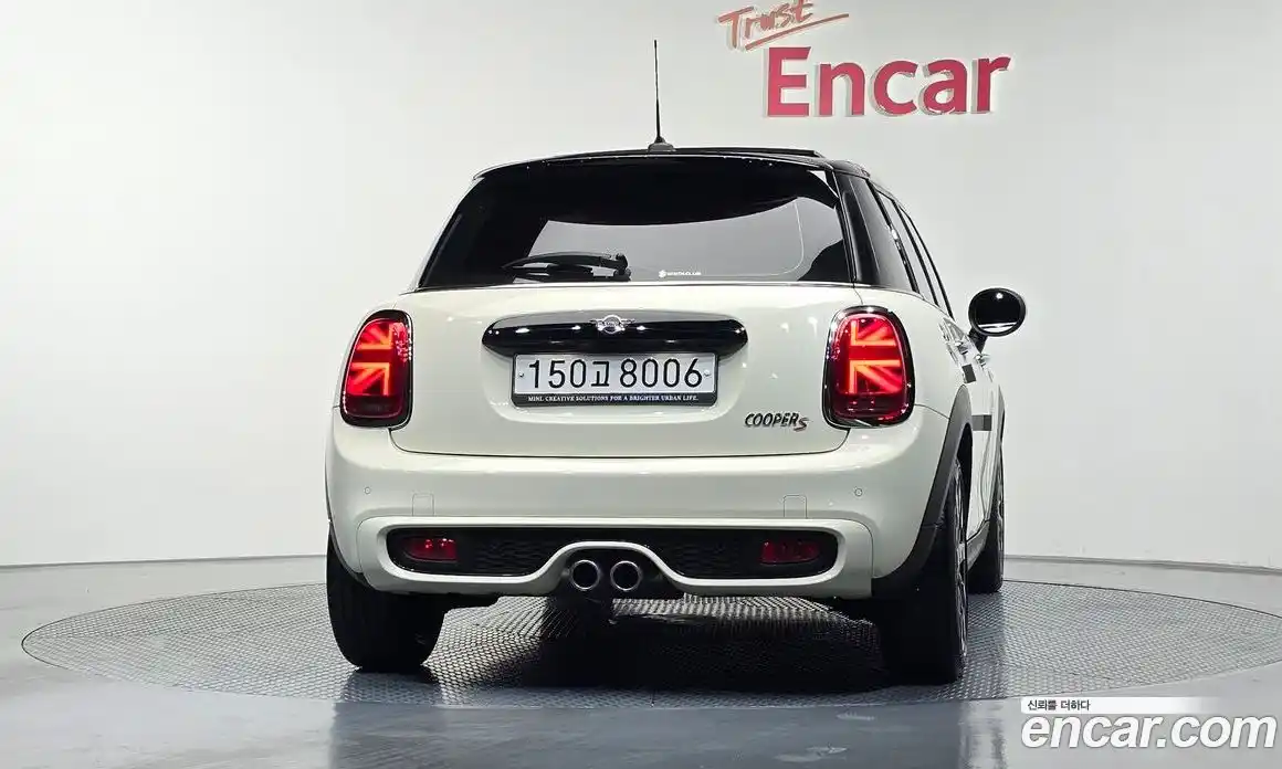 Mini Cooper 2020 2.0 гидро в Москве № 223536, фото 3
