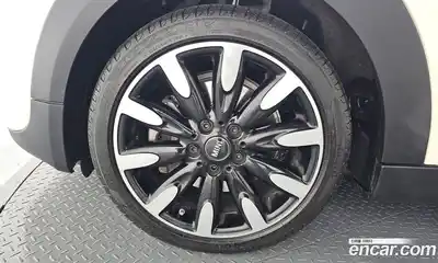 Mini Cooper 2020 2.0 гидро в Москве № 223536, миниатюра 4