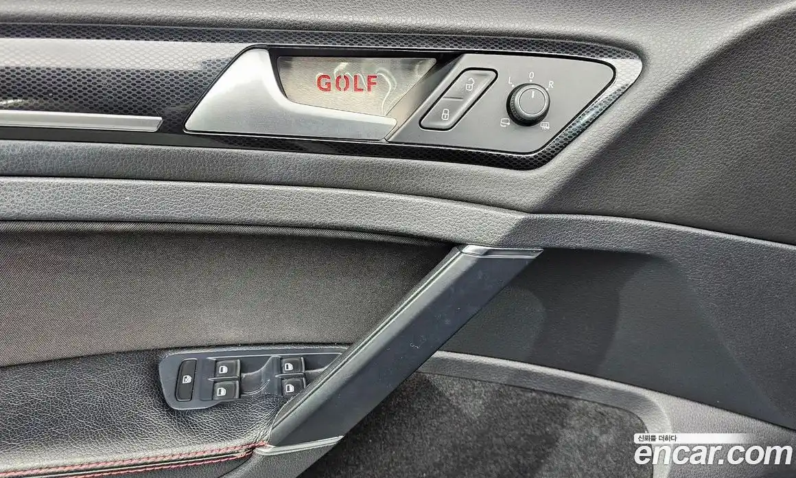Volkswagen Golf 2015 2.0 гидро в Москве № 223718, фото 17