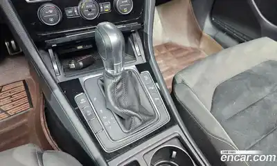 Volkswagen Golf 2015 2.0 гидро в Москве № 223718, миниатюра 9