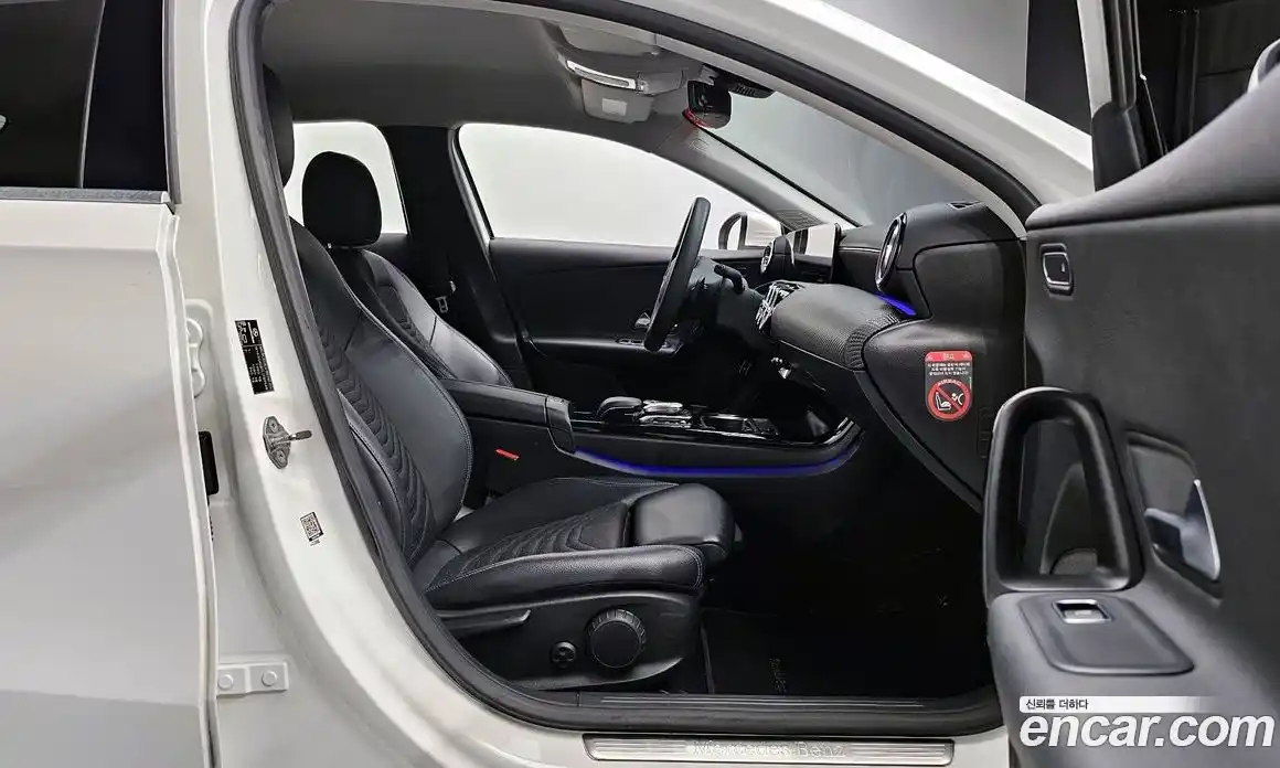 Mercedes-Benz A-Class 2020 2.0 гидро в Москве № 225450, фото 11