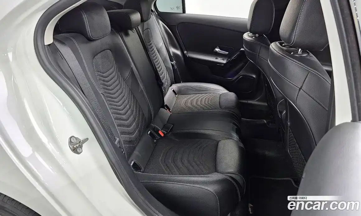 Mercedes-Benz A-Class 2020 2.0 гидро в Москве № 225450, фото 12