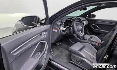 Audi Q3 2023 2.0 гидро в Москве № 227949, миниатюра 11