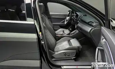 Audi Q3 2023 2.0 гидро в Москве № 227949, миниатюра 10