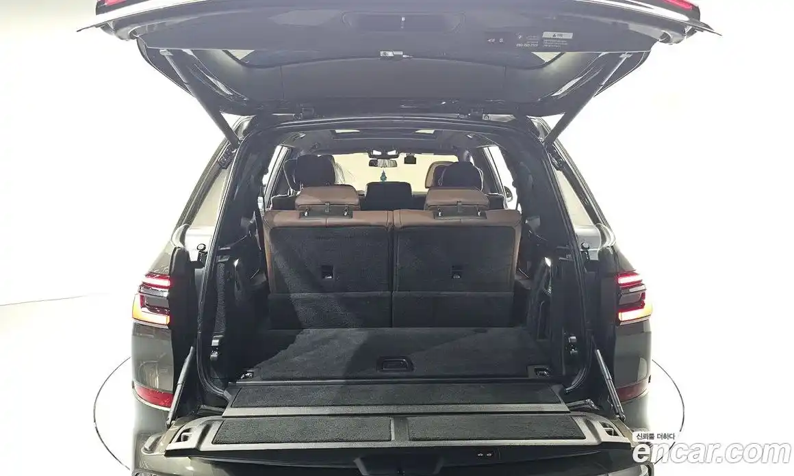 BMW X7 2023 3.0 гидро в Москве № 228711, фото 17