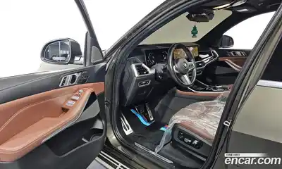 BMW X7 2023 3.0 гидро в Москве № 228711, миниатюра 10