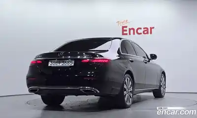 Mercedes-Benz E-Class 2023 2.0 гидро, миниатюра 2