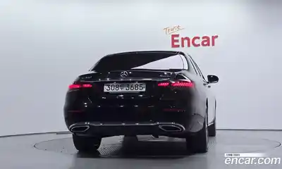 Mercedes-Benz E-Class 2023 2.0 гидро, миниатюра 4