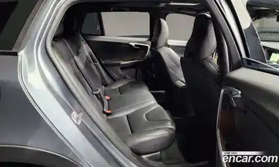 Volvo V60 2016 2.0 гидро в Москве № 230528, миниатюра 12