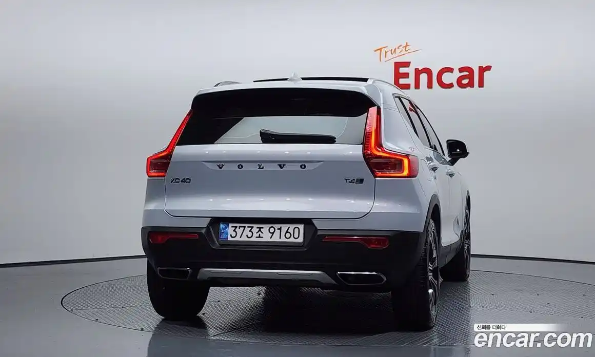 Volvo XC40 2020 2.0 гидро в Москве № 230572, фото 4