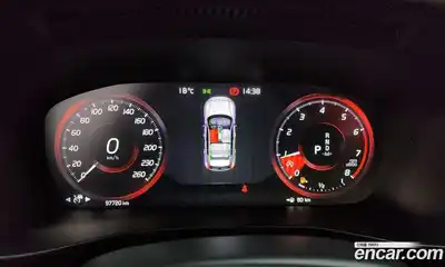 Volvo XC40 2020 2.0 гидро в Москве № 230572, миниатюра 8