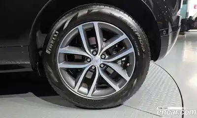 Land Rover Range-Rover Evoque 2025 2.0 гидро в Москве № 231173, миниатюра 5