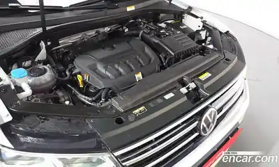 Volkswagen Tiguan 2022 2.0 гидро в Москве № 232072, миниатюра 5