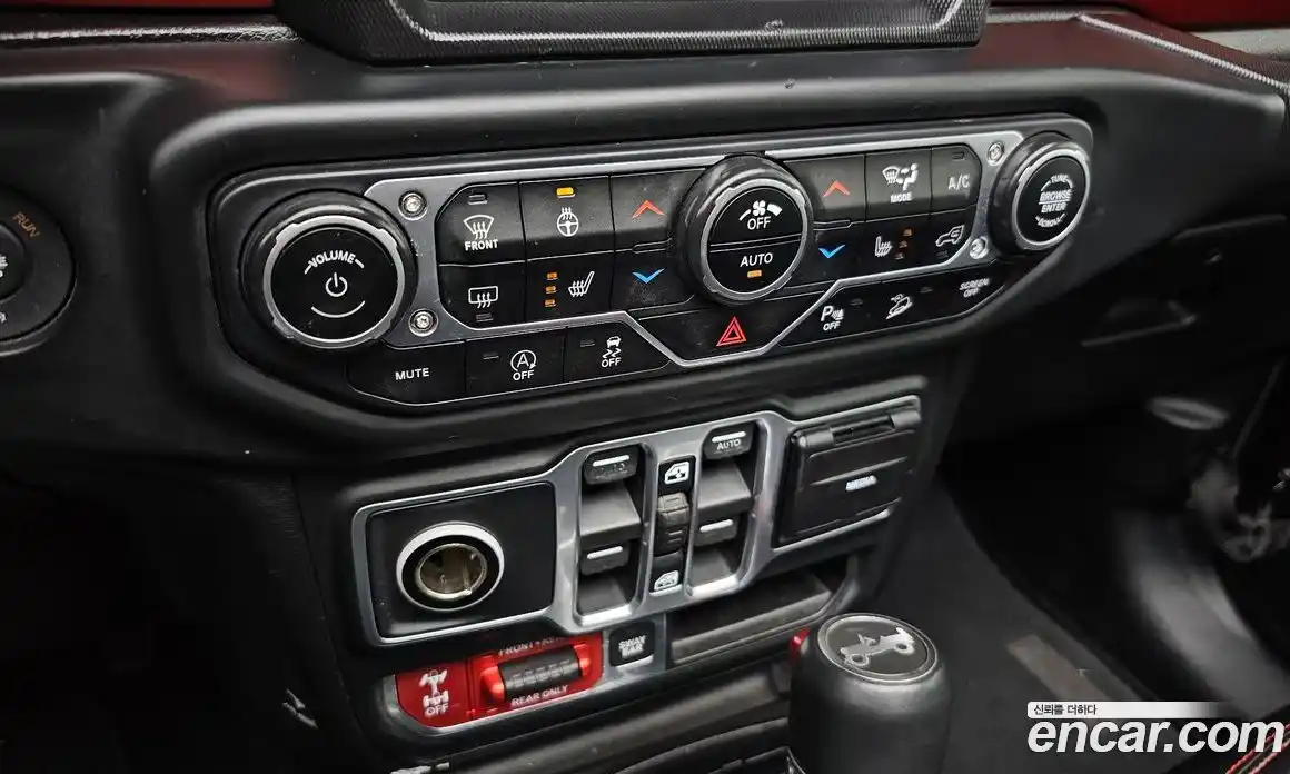 Jeep Wrangler 2018 2.0 гидро в Москве № 232417, фото 18
