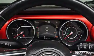Jeep Wrangler 2018 2.0 гидро в Москве № 232417, миниатюра 8