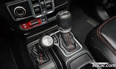 Jeep Wrangler 2018 2.0 гидро в Москве № 232417, миниатюра 9