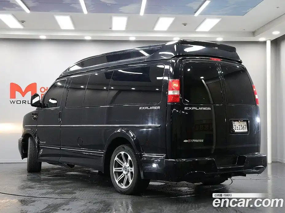 Chevrolet Express Van 2017 6.0 гидро в Москве № 235620, фото 4