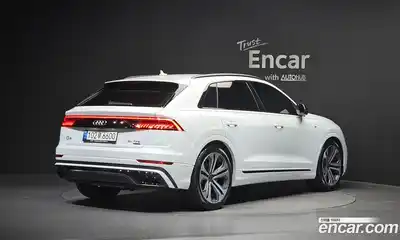 Audi Q8 2023 3.0 гидро в Москве № 247934, миниатюра 2
