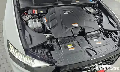 Audi Q8 2023 3.0 гидро в Москве № 247934, миниатюра 6