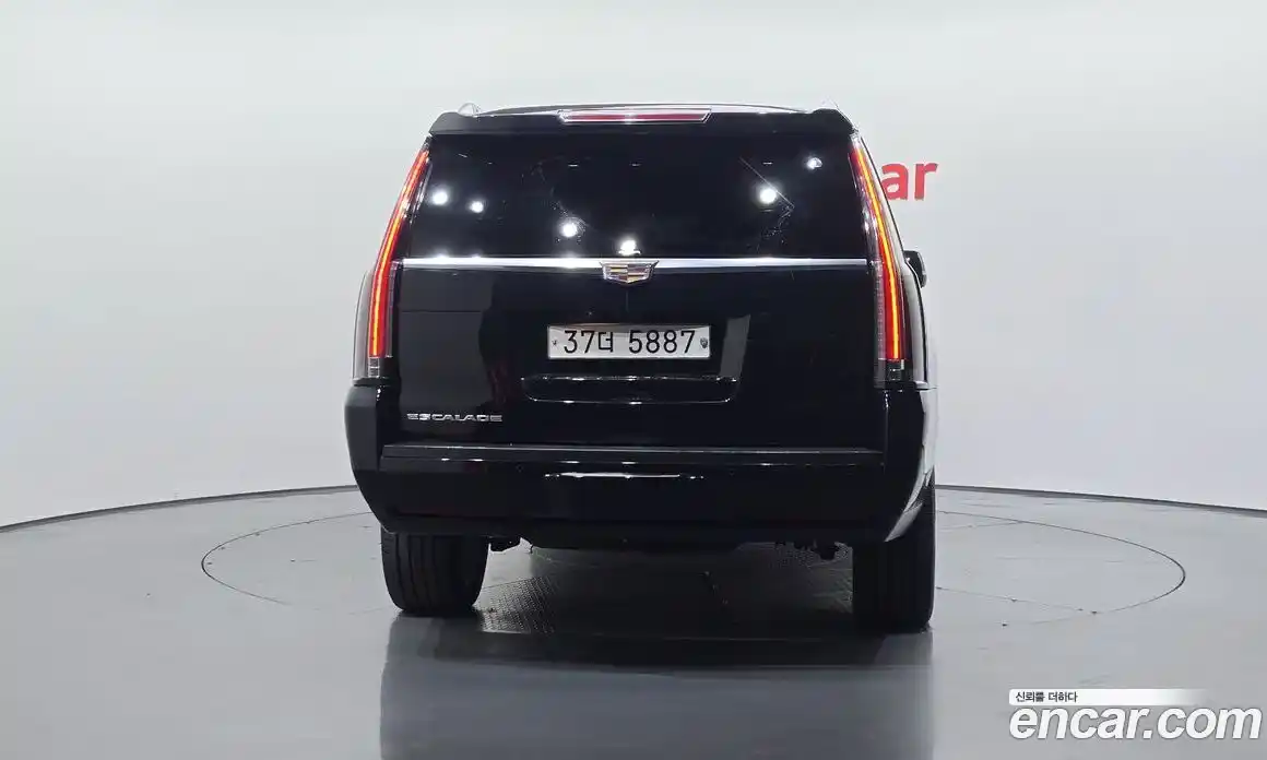 Cadillac Escalade 2017 6.2 гидро в Москве № 256488, фото 4