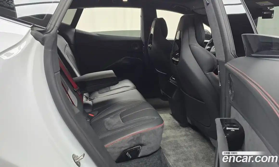 Lotus Eletre 2024 5.0 гидро в Москве № 256849, фото 12