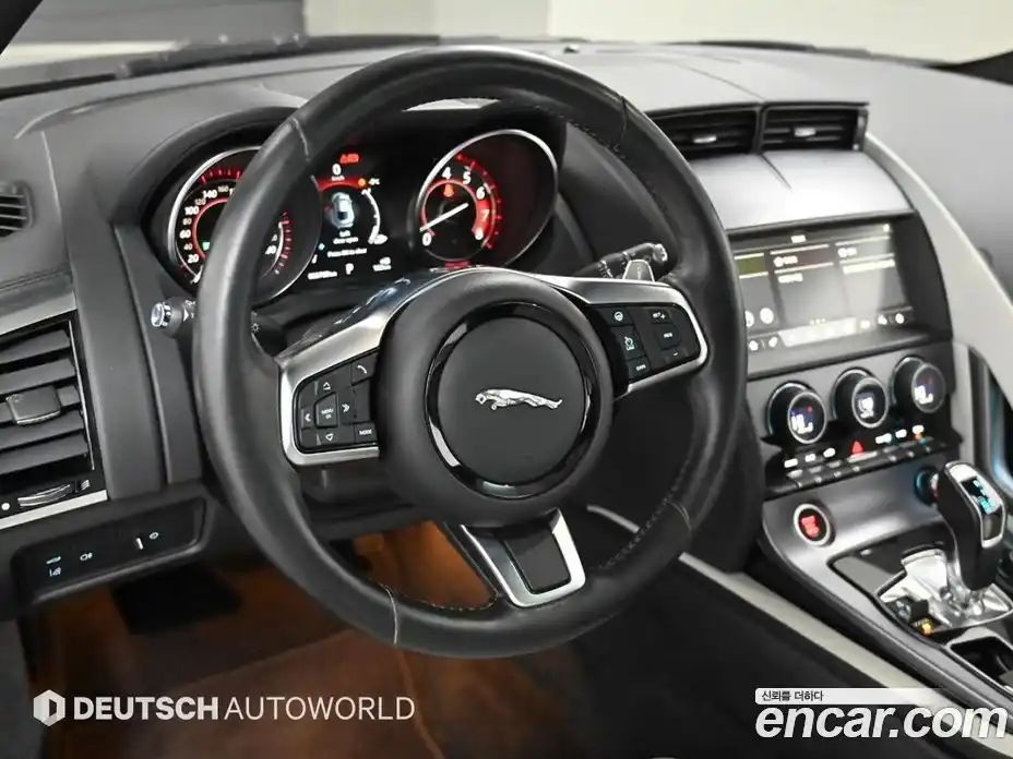 Jaguar F-Type 2018 2.0 гидро в Москве № 264730, фото 13