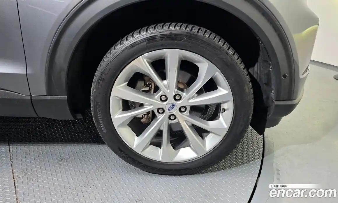 Ford Explorer 2021 3.0 гидро в Москве № 272995, фото 4