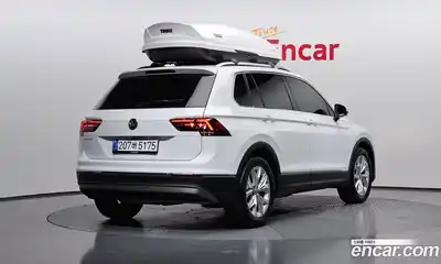Volkswagen Tiguan 2020 2.0 гидро в Москве № 276040, миниатюра 2