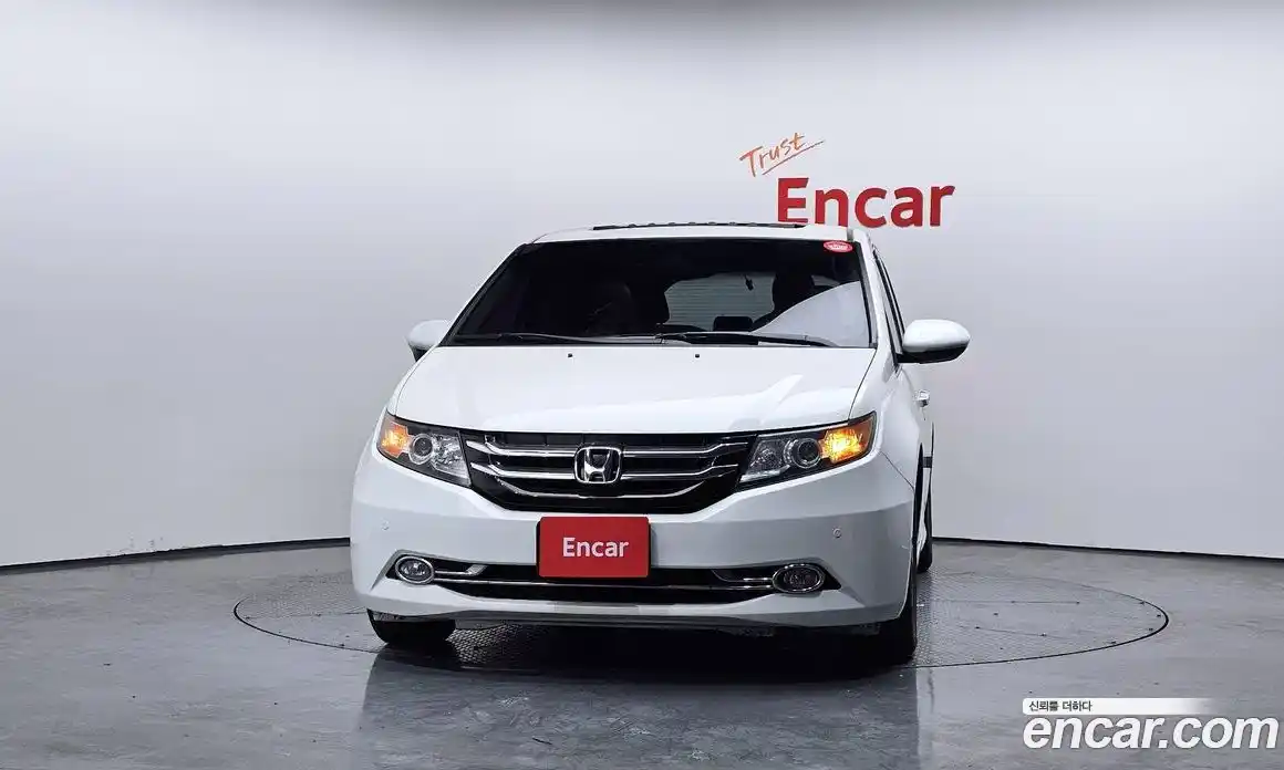 Honda Odyssey 2014 3.5 гидро в Москве № 280113, фото 3