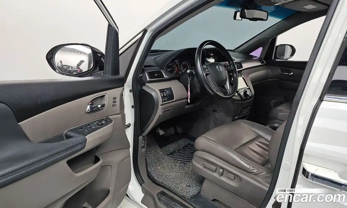 Honda Odyssey 2014 3.5 гидро в Москве № 280113, фото 10