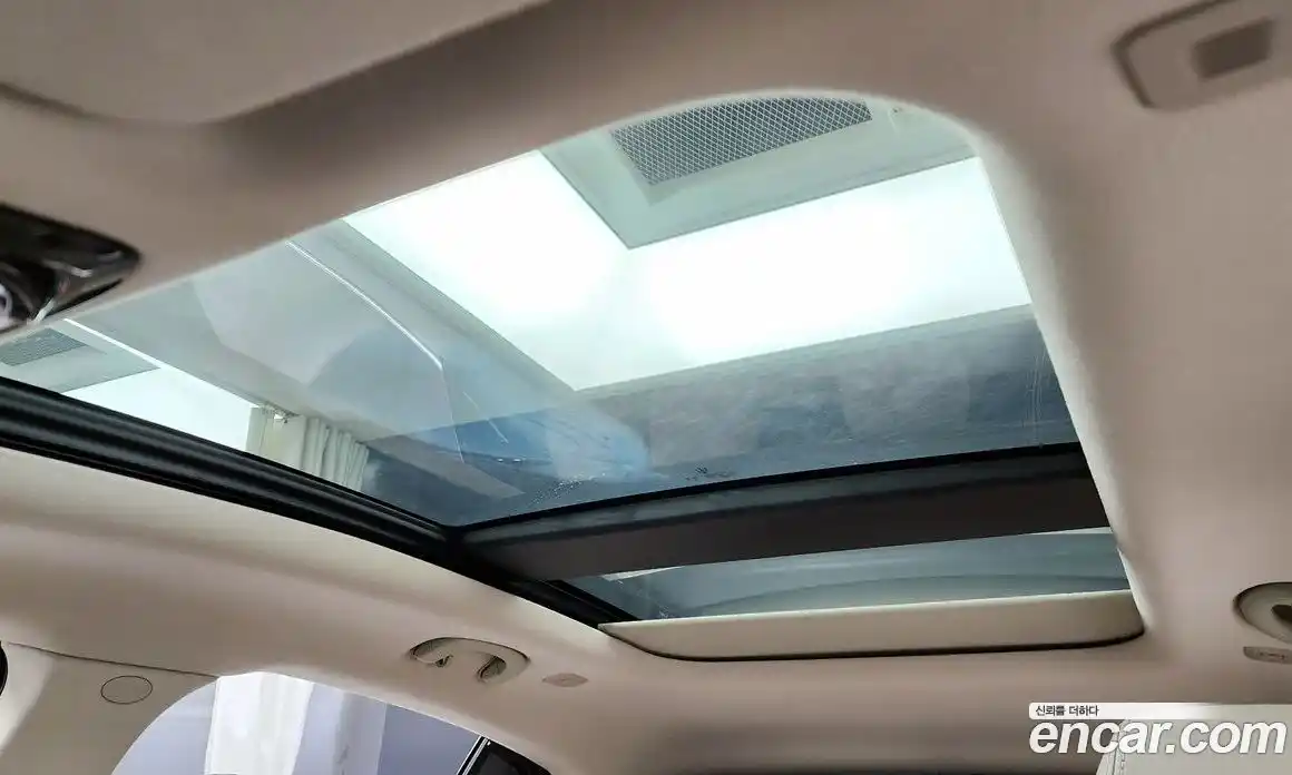 Maserati Grecale 2023 2.0 гидро в Москве № 282722, фото 18