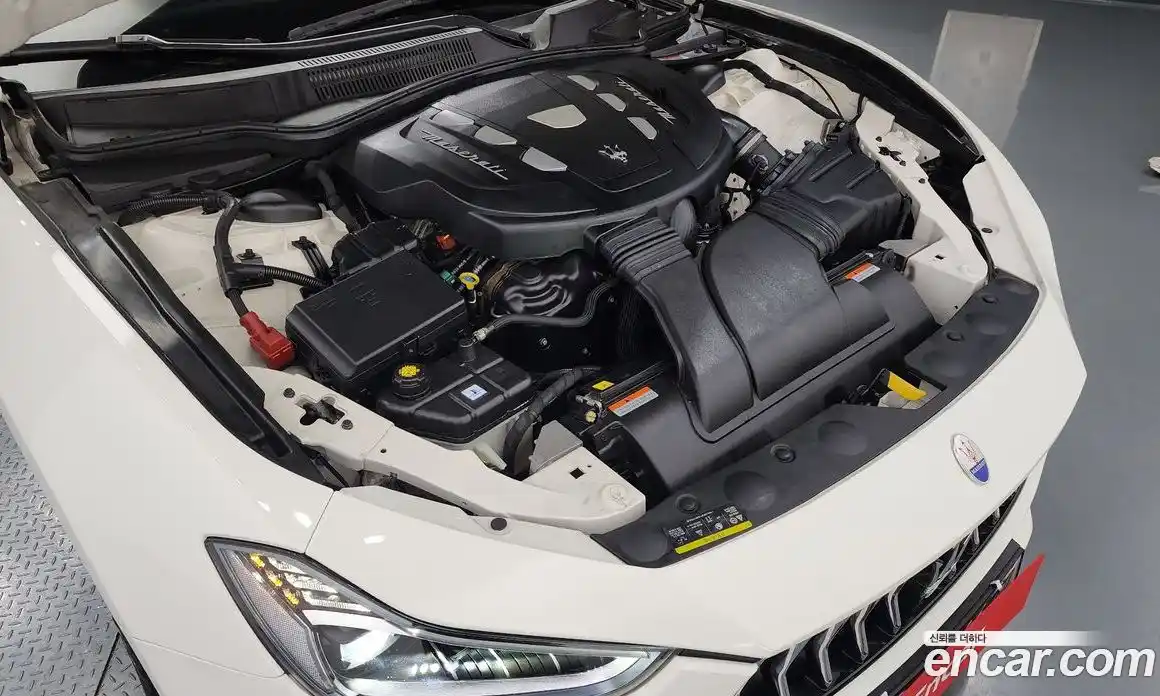 Maserati Ghibli 2017 3.0 гидро в Москве № 282791, фото 6