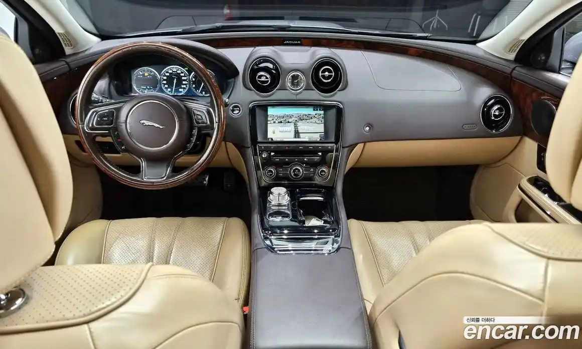 Jaguar XJ 2014 3.0 гидро в Москве № 283834, фото 7