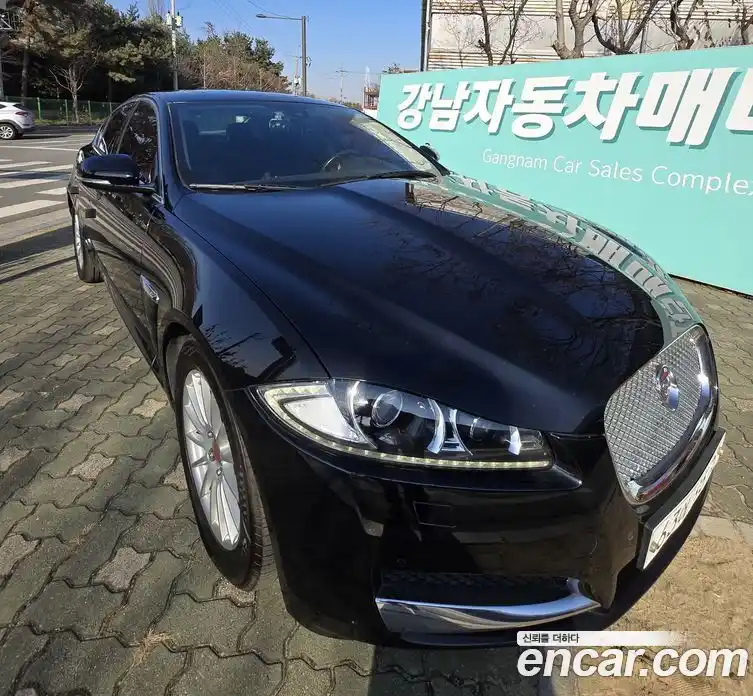 Jaguar XF 2015 2.0 гидро в Москве № 283975, фото 11