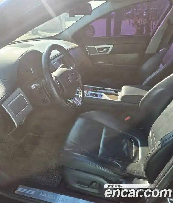 Jaguar XF 2015 2.0 гидро в Москве № 283975, фото 12