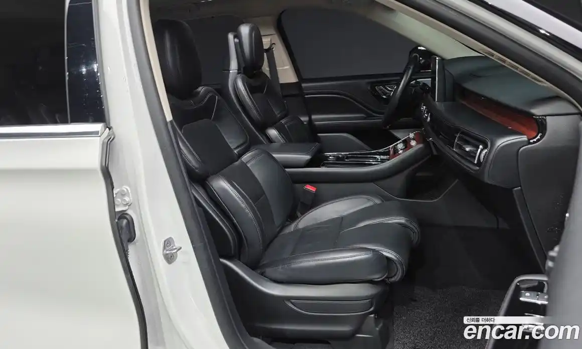 Lincoln Aviator 2021 3.0 гидро в Москве № 304165, фото 11