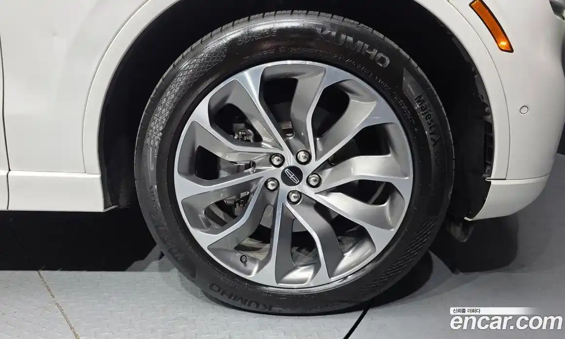 Lincoln Aviator 2021 3.0 гидро в Москве № 304165, фото 5